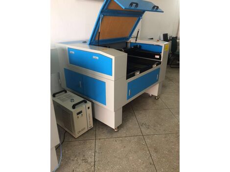 Maquina de Corte e gravaçã á Laser Carapicuíba